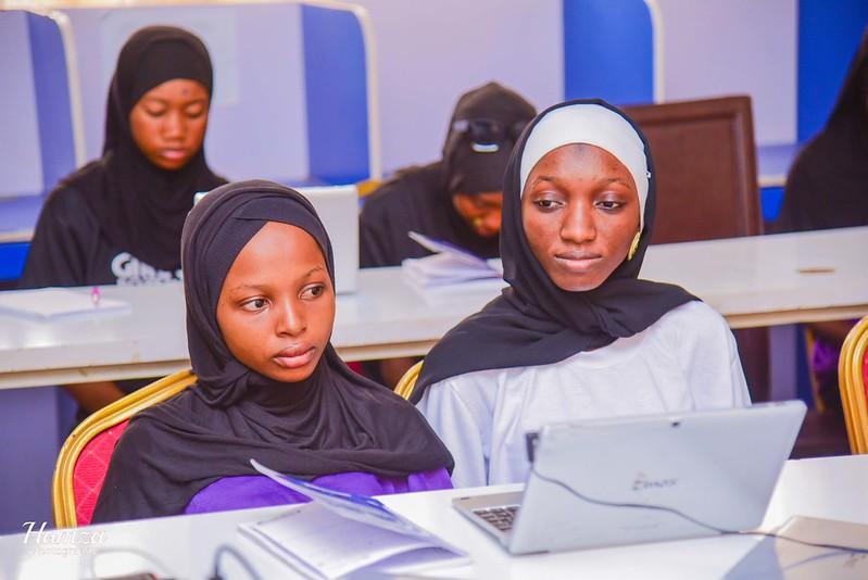 Young women at Girl Code Bootcamp 5.0 in Bida